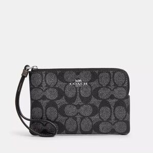 Black Coach Wristlet Wallet
